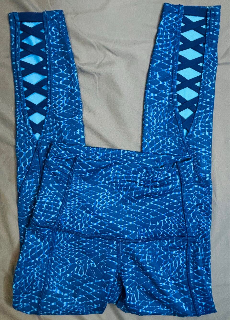 lululemon Size 2 Blue Abstract Print Lattice Panel Athletic Leggings Pants
